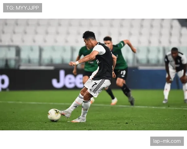 博洛尼亚后防坚如磐石，稳健表现成争佳绩关键保障