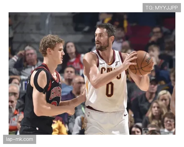 西布朗锋线老化困局待解，新援引进能否重振球队竞争力？